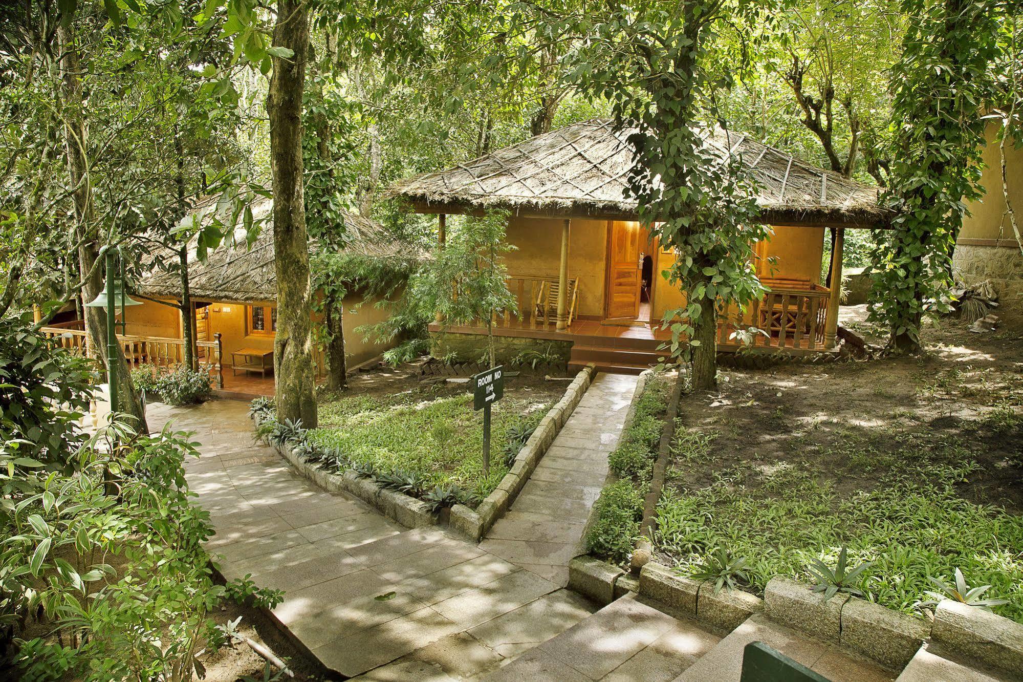 Woods N Spice - Thekkady Hotel Kumily Buitenkant foto